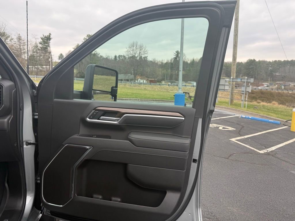 New 2026 Chevrolet Silverado 2500 LT w/ All Star Edition image 42