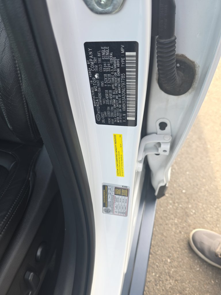 Used 2022 Hyundai Kona Limited FWD image 28