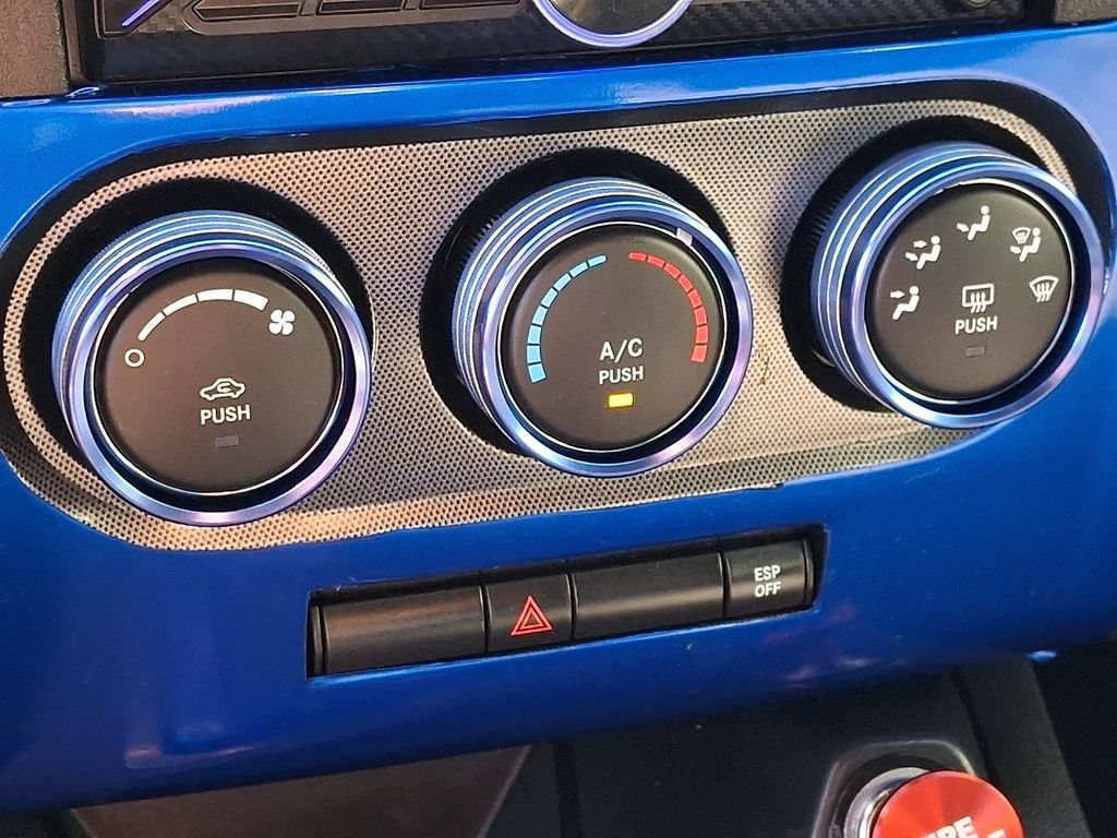 Used 2010 Dodge Challenger R/T RWD image 15