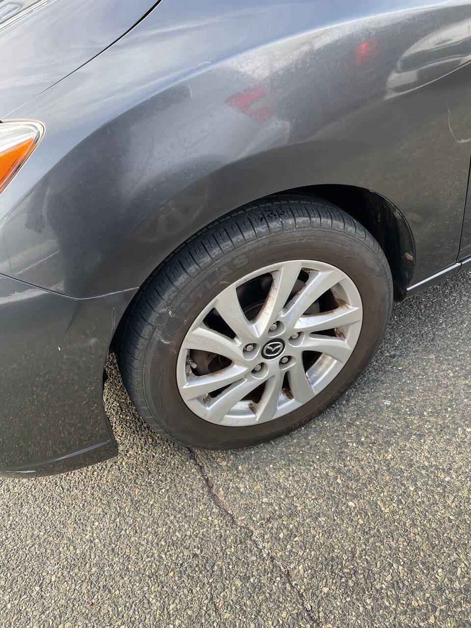 Used 2015 MAZDA MAZDA5 Sport image 8