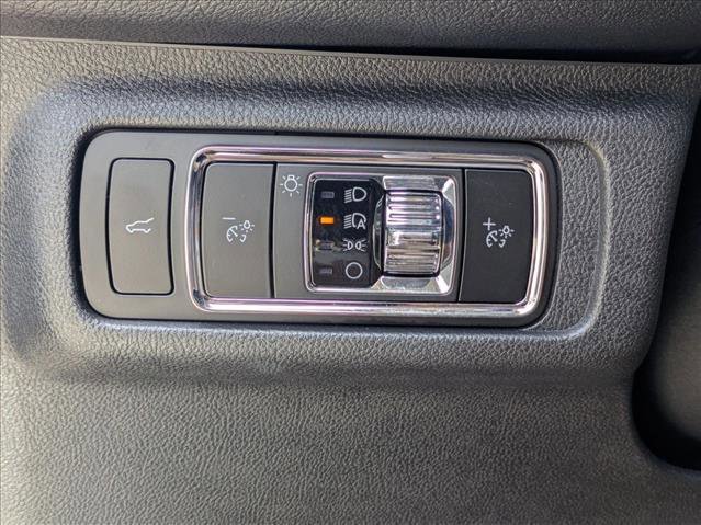 Used 2024 Lincoln Corsair Reserve w/ Equipment Group 202A image 12