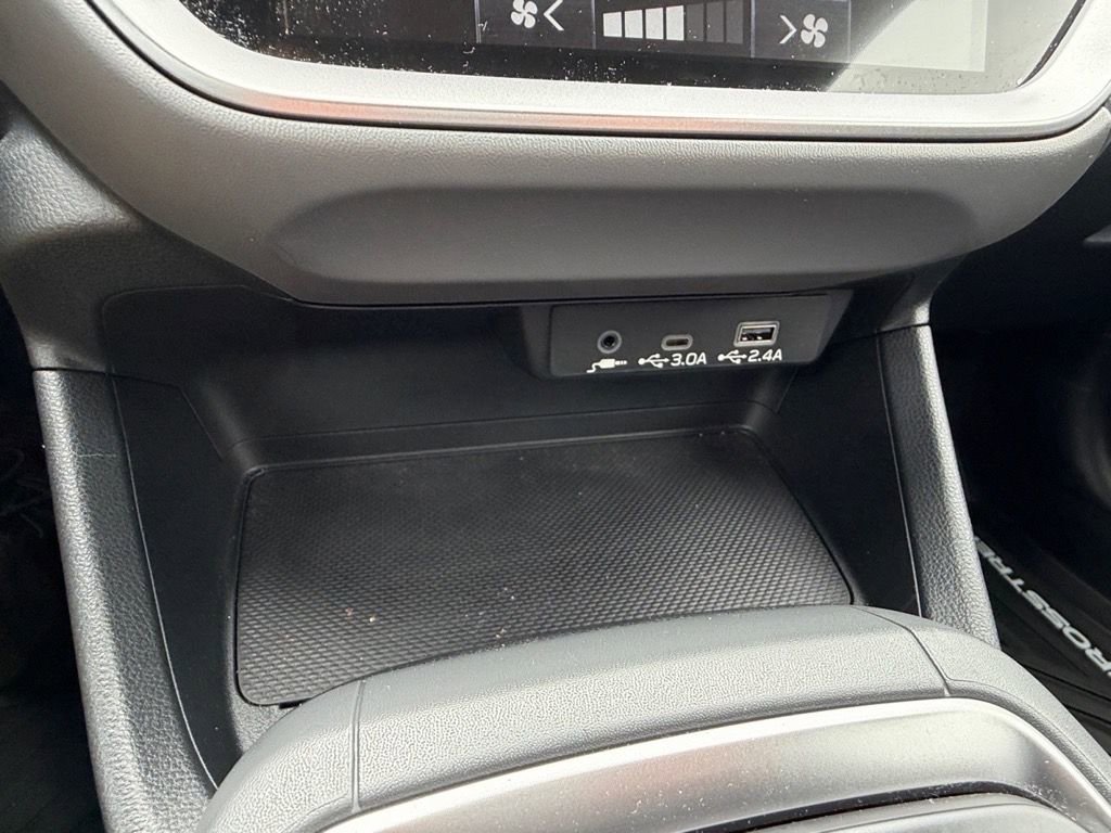 Used 2025 Subaru Crosstrek 2.0i Premium w/ Popular Package #4 image 23