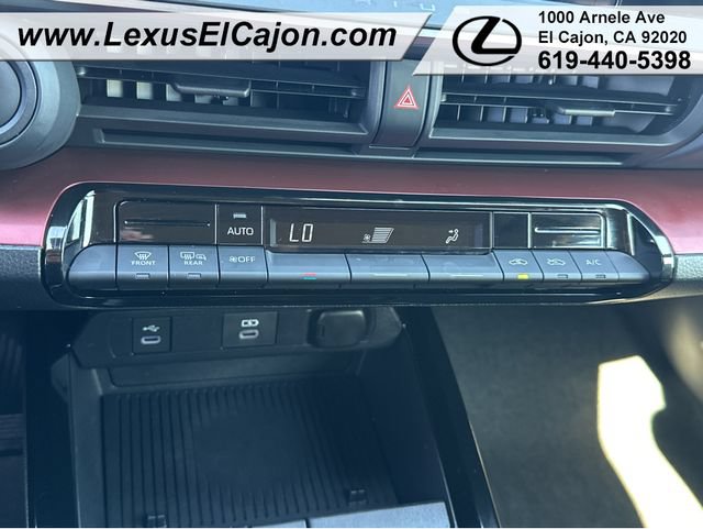 Used 2024 Toyota Prius Prime FWD image 25