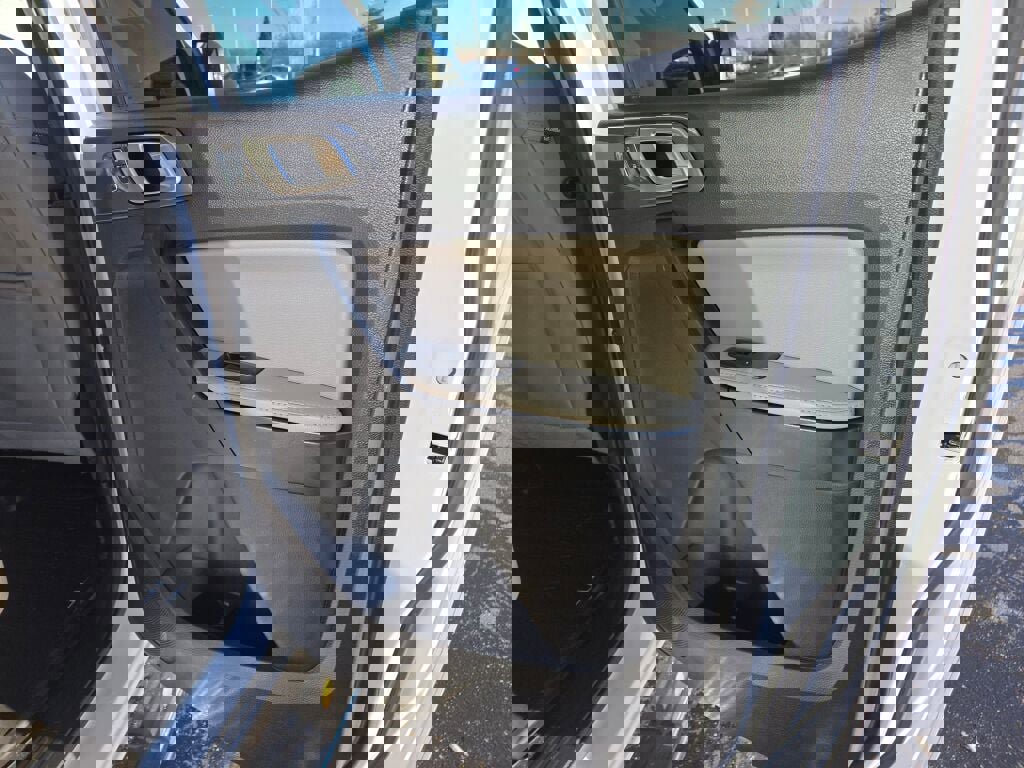 Used 2020 Ford Ranger Lariat w/ Equipment Group 501A Mid image 8