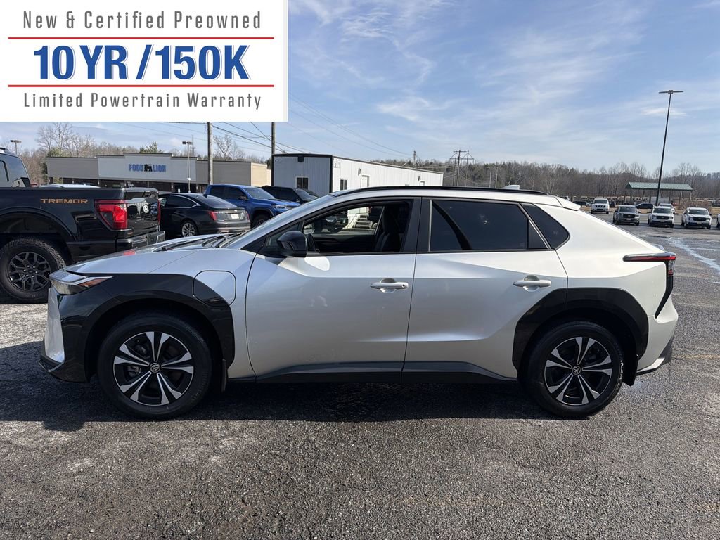 Used 2023 Toyota bZ4X XLE w/ Weather Package image 10