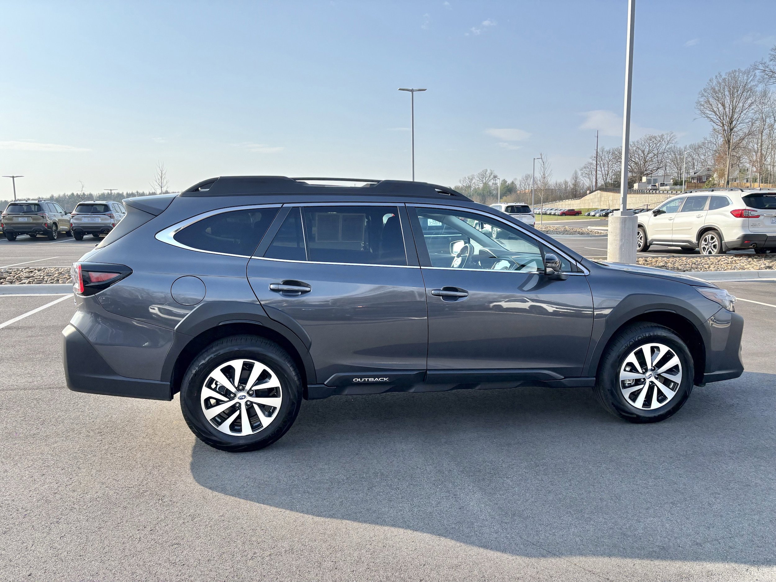 Certified 2025 Subaru Outback Premium image 8