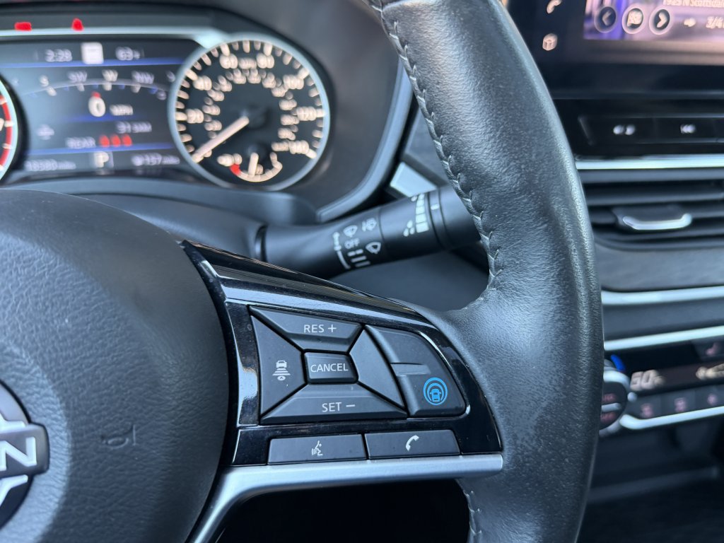 Used 2024 Nissan Altima 2.5 SL AWD/4WD image 28