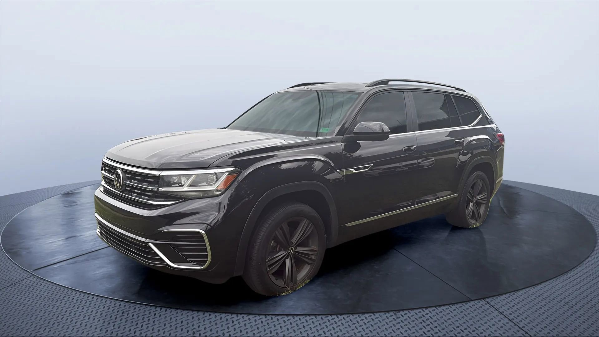 Used 2021 Volkswagen Atlas SE w/ Panoramic Sunroof Package image 1