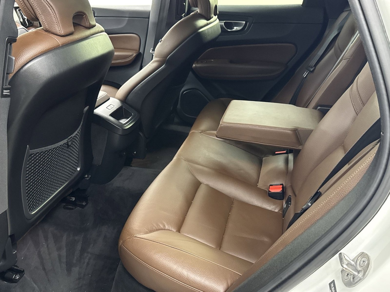 Used 2023 Volvo XC60 B5 Plus w/ Climate Package image 29