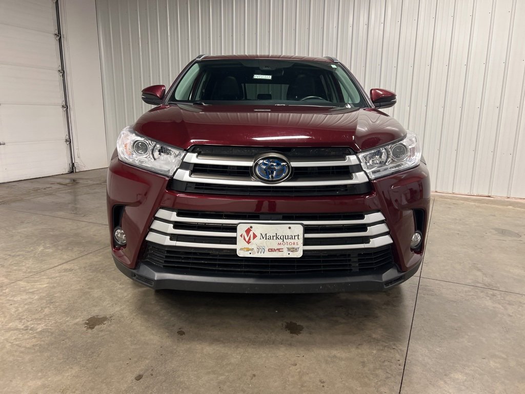 Used 2019 Toyota Highlander XLE image 3