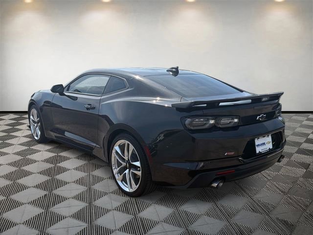 Used 2024 Chevrolet Camaro LT RWD image 7