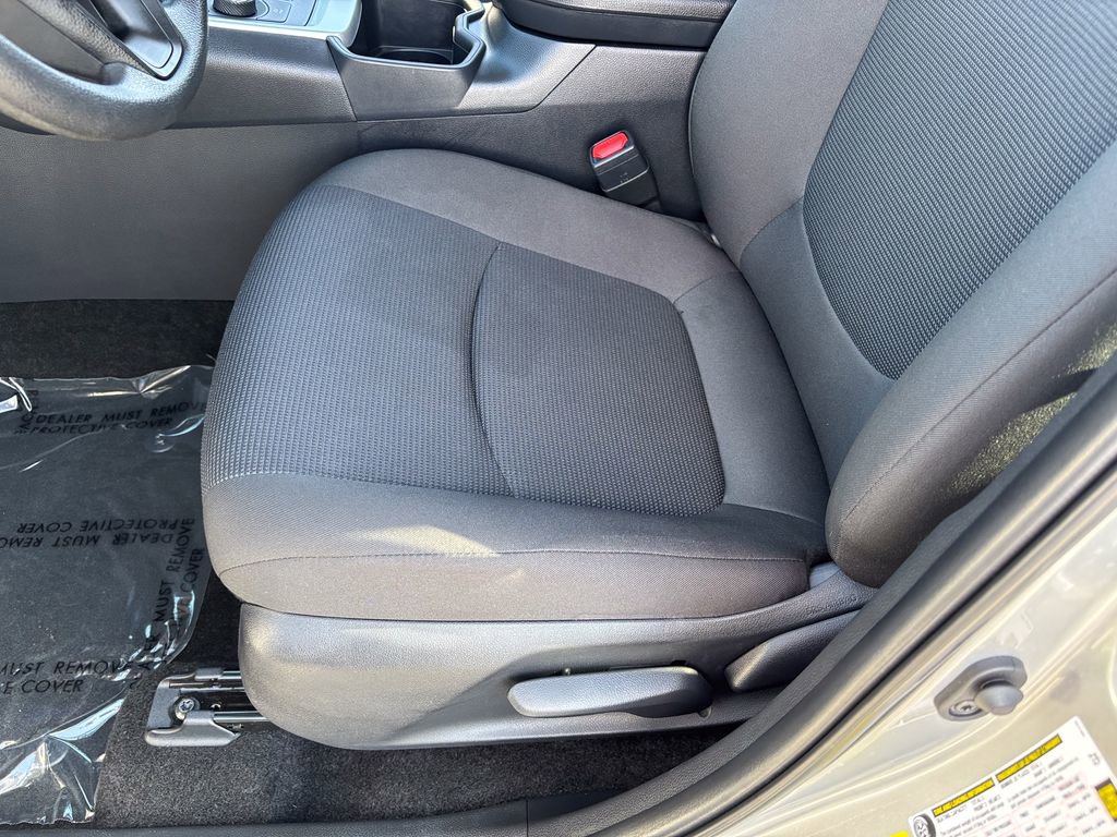 Certified 2025 Toyota RAV4 LE AWD/4WD image 22