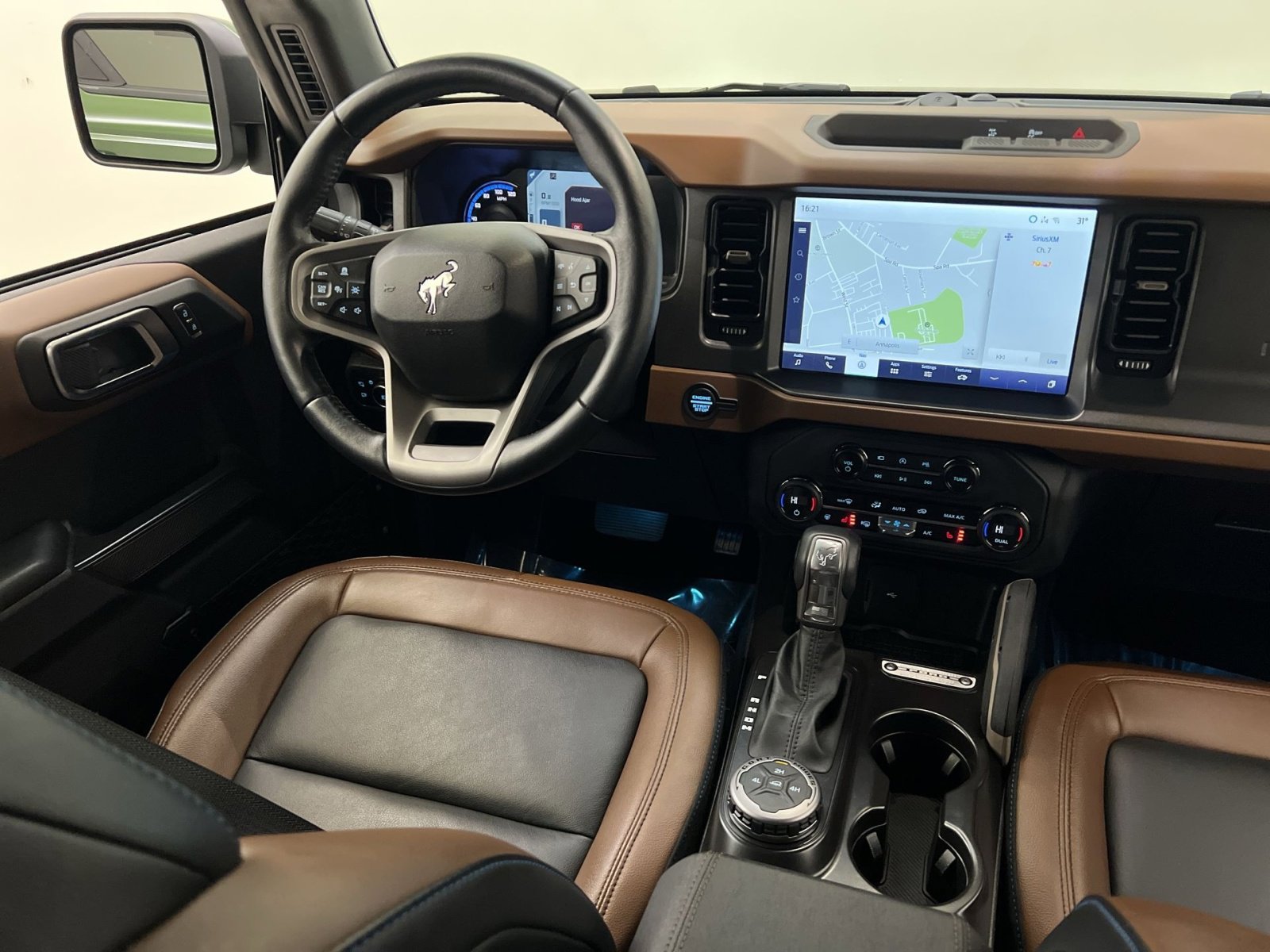 Used 2024 Ford Bronco Outer Banks image 30