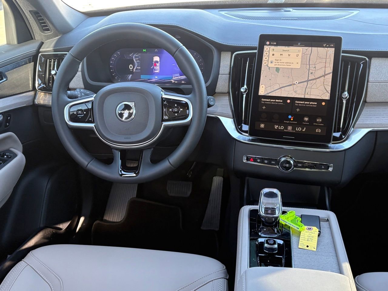 New 2026 Volvo XC90 B6 Plus image 11