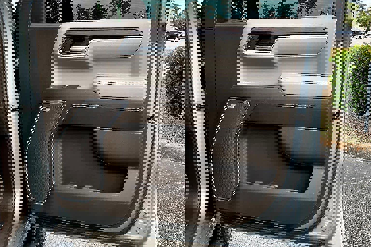 Used 2023 GMC Sierra 1500 SLT w/ SLT Premium Package AWD/4WD image 28