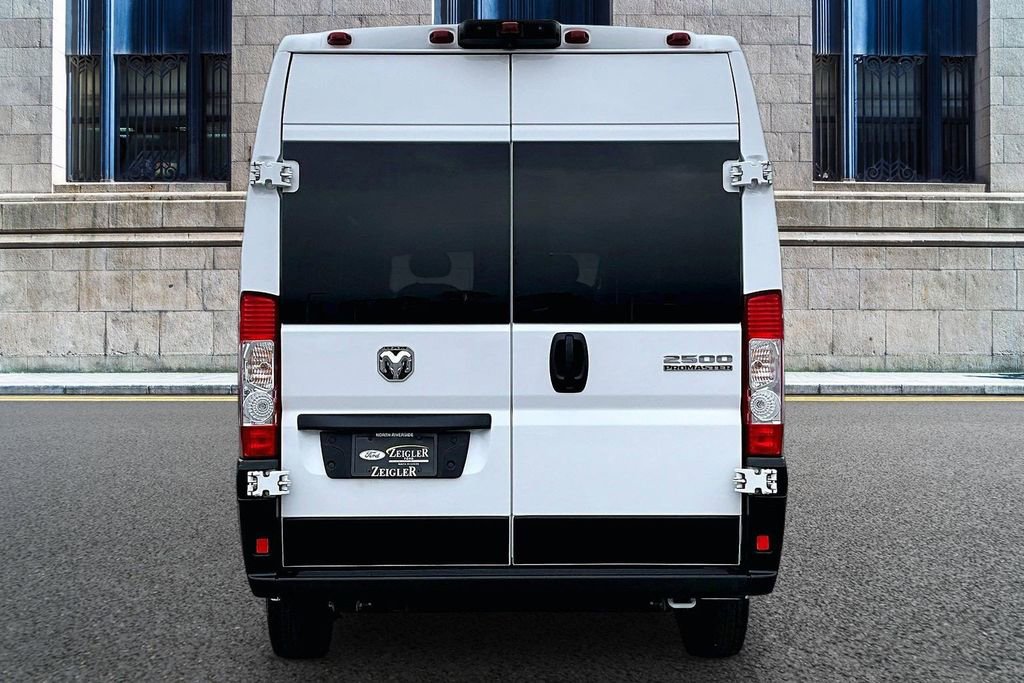Used 2023 RAM ProMaster 2500 FWD image 4