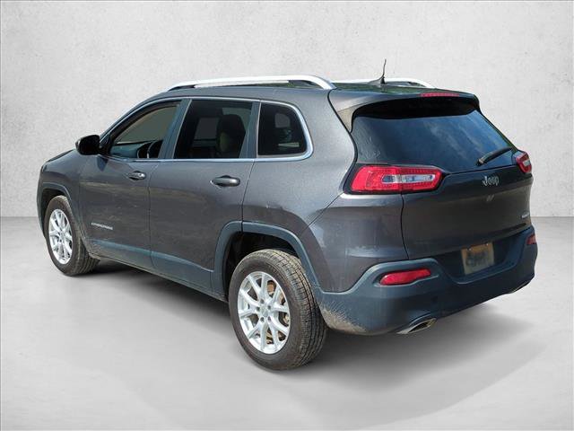 Used 2016 Jeep Cherokee Latitude w/ Comfort/Convenience Group FWD image 7