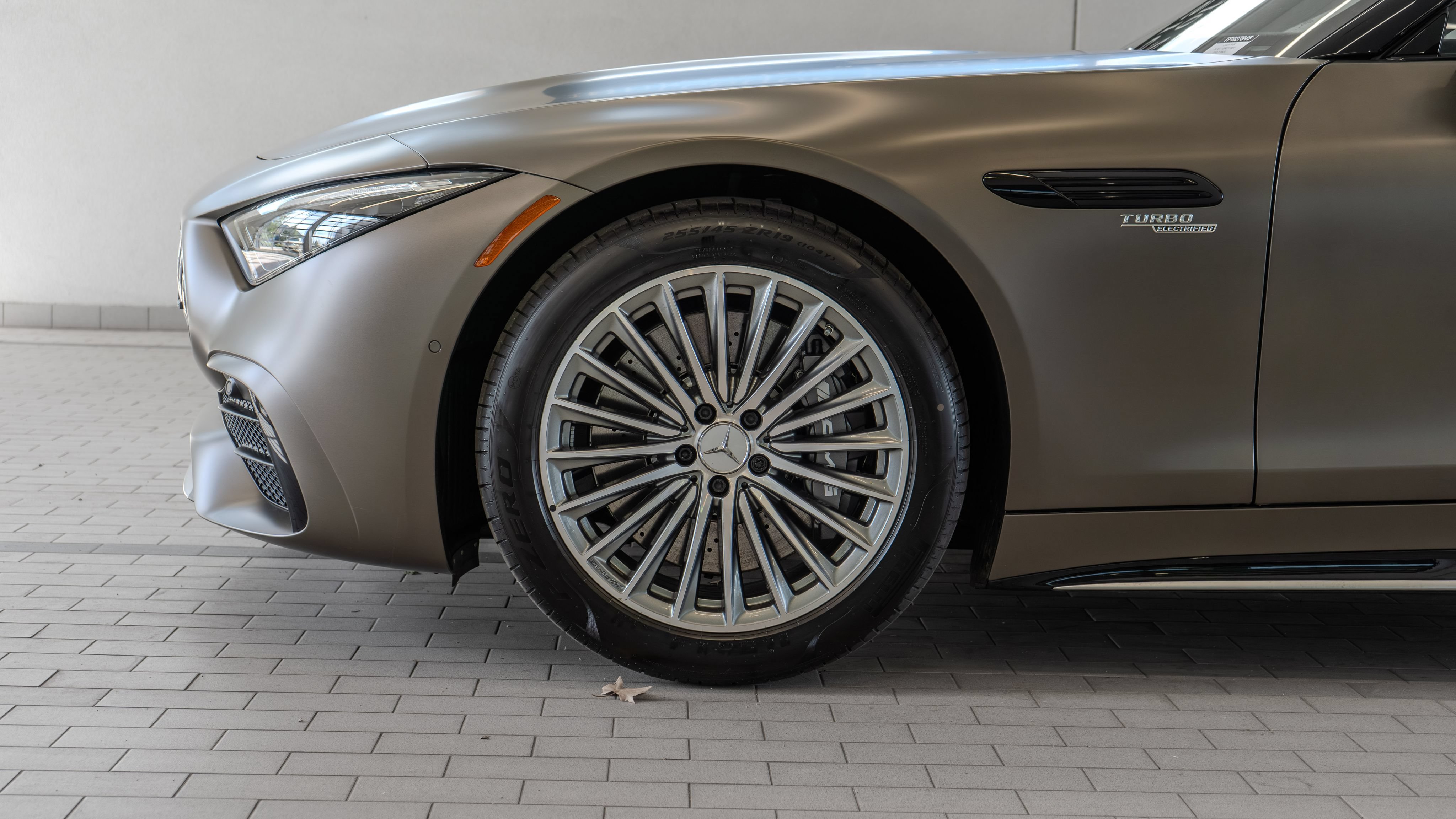 New 2026 Mercedes-Benz SL 43 AMG image 4