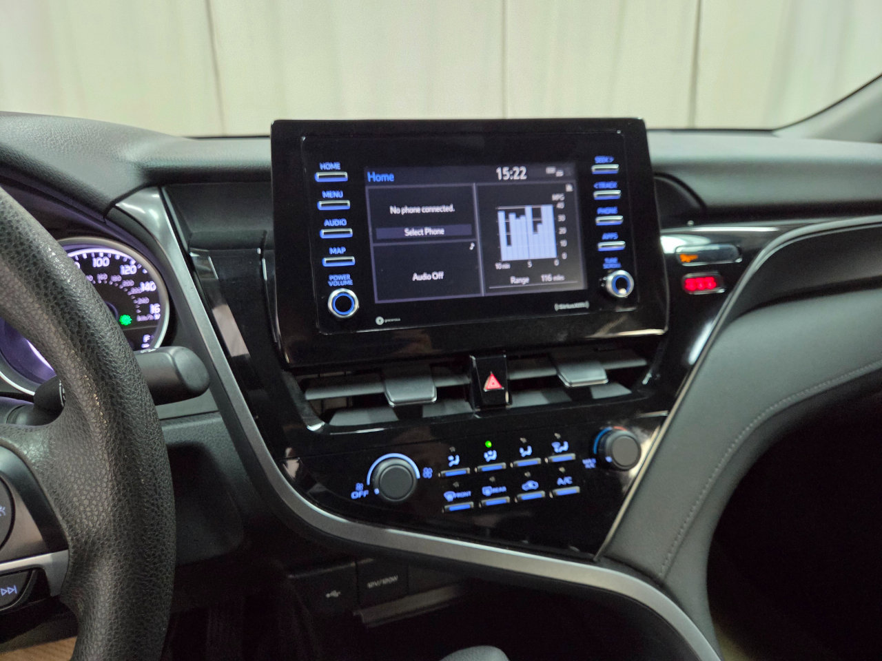 Used 2021 Toyota Camry LE image 26