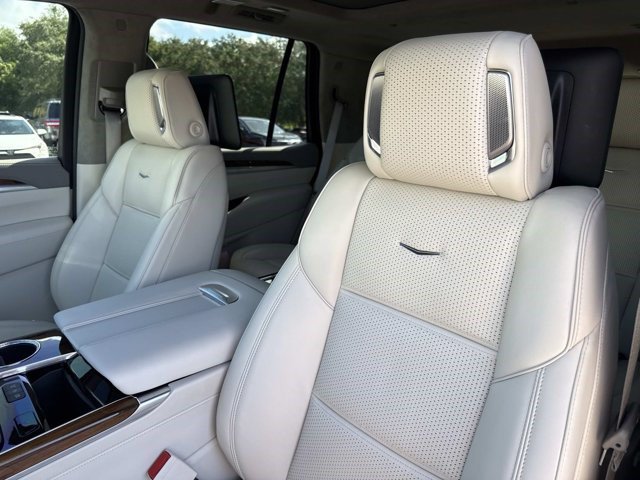 Certified 2026 Cadillac Escalade Platinum Luxury AWD/4WD image 22
