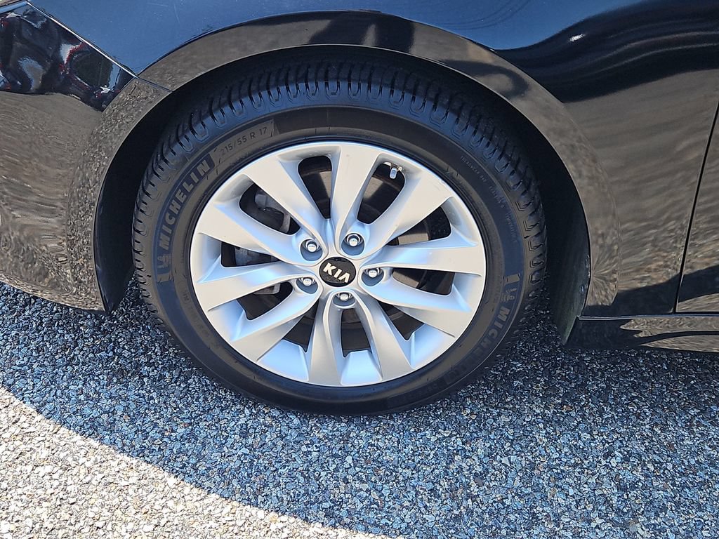Used 2018 Kia Optima EX w/ Premium Package FWD image 7