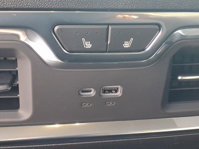 New 2026 Chevrolet Silverado 1500 LTZ w/ Technology Package AWD/4WD image 11