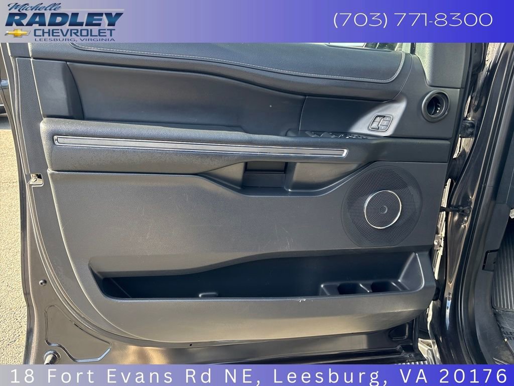 Used 2024 Ford Expedition Max XLT image 12
