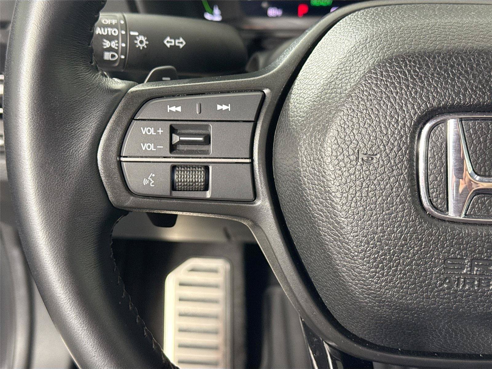 Used 2025 Honda Accord Sport image 17