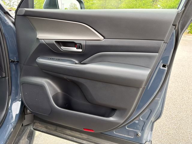 Used 2024 Toyota Grand Highlander XLE image 14
