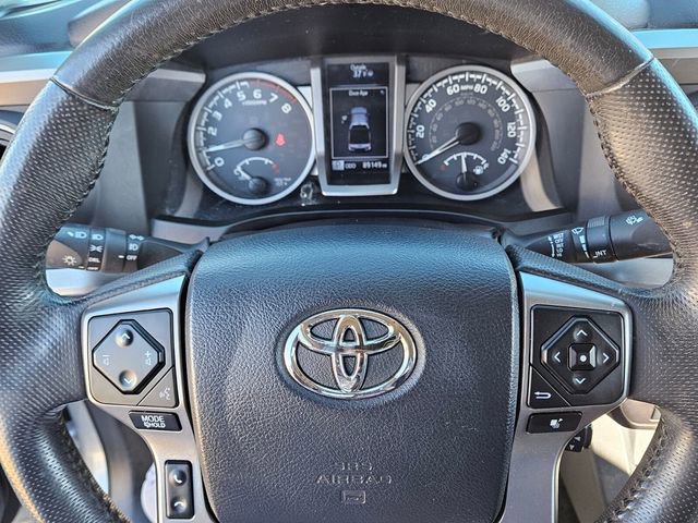 Used 2017 Toyota Tacoma SR5 w/ SR5 Appearance Package (SM) image 21