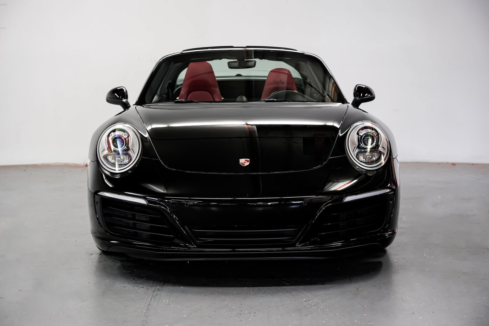 Used 2018 Porsche 911 Targa 4S AWD/4WD image 5