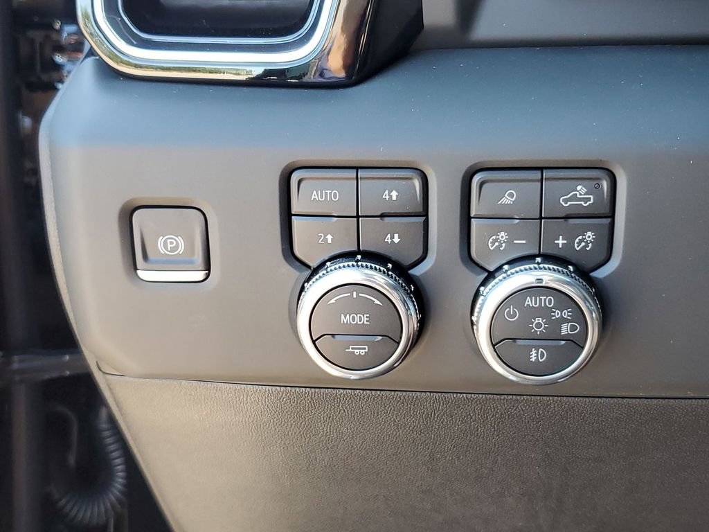 New 2026 GMC Sierra 2500 Denali w/ Denali Reserve Package image 18