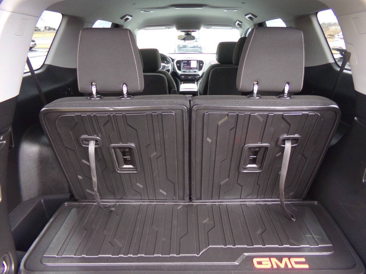 Used 2023 GMC Acadia SLE w/ Driver Convenience Package image 28