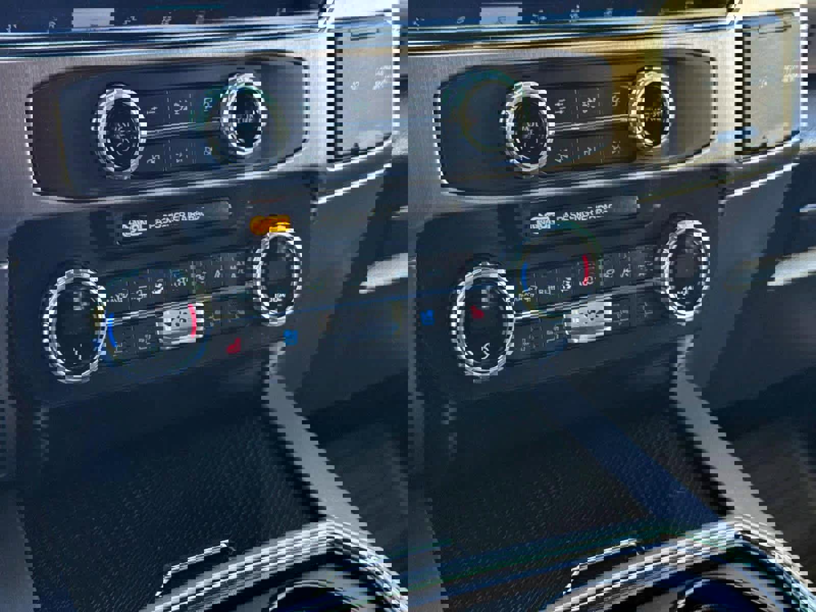 Used 2022 Ford F350 Platinum image 27