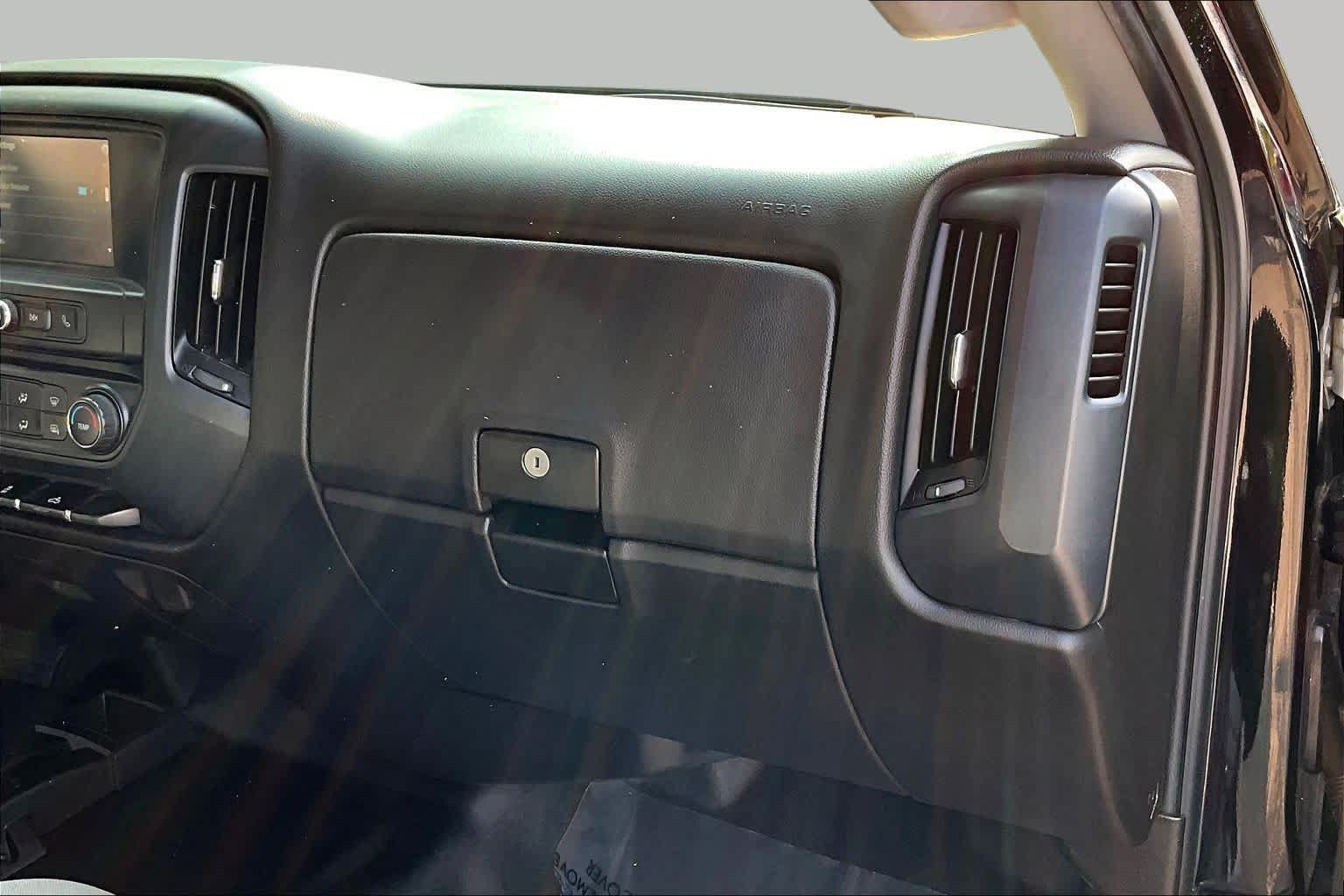 Used 2018 Chevrolet Silverado 1500 Custom w/ Trailering Package AWD/4WD image 18