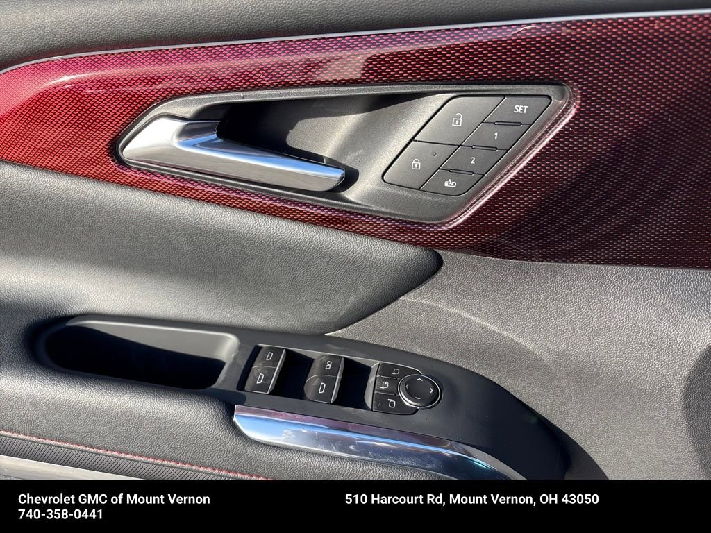 New 2026 Chevrolet Traverse RS image 12