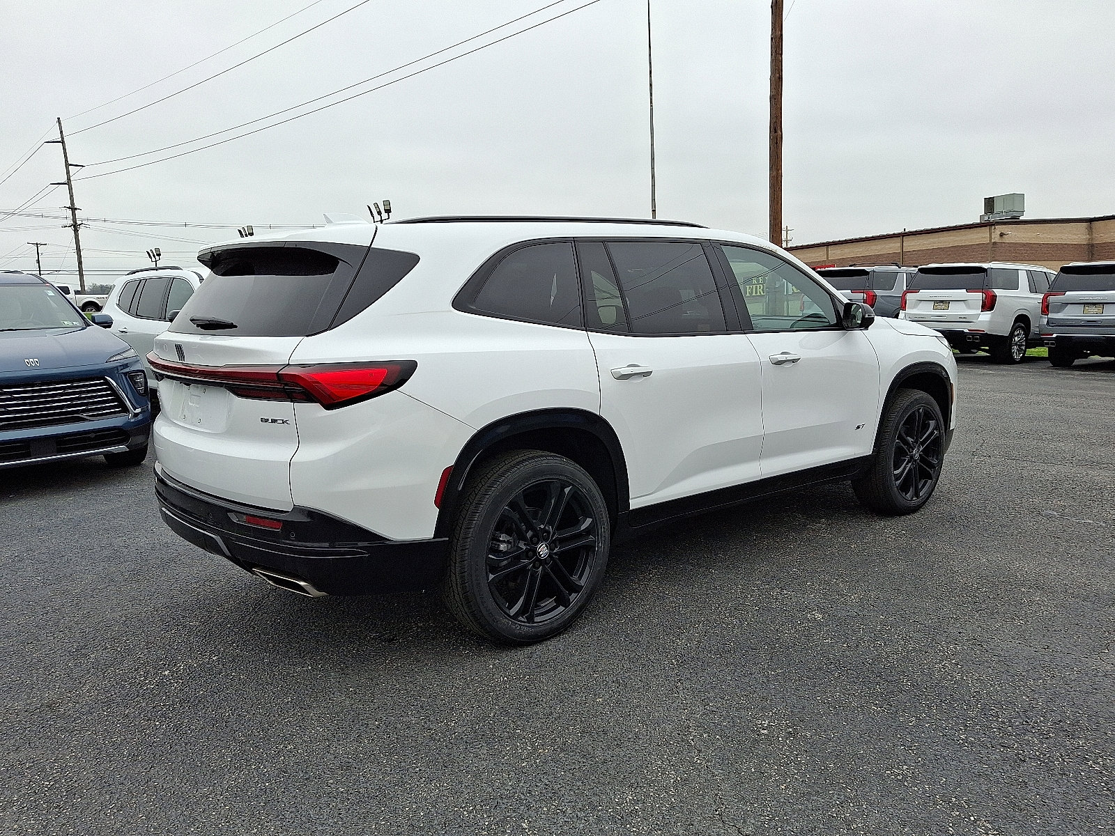 New 2025 Buick Enclave Sport Touring w/ Power Package image 7