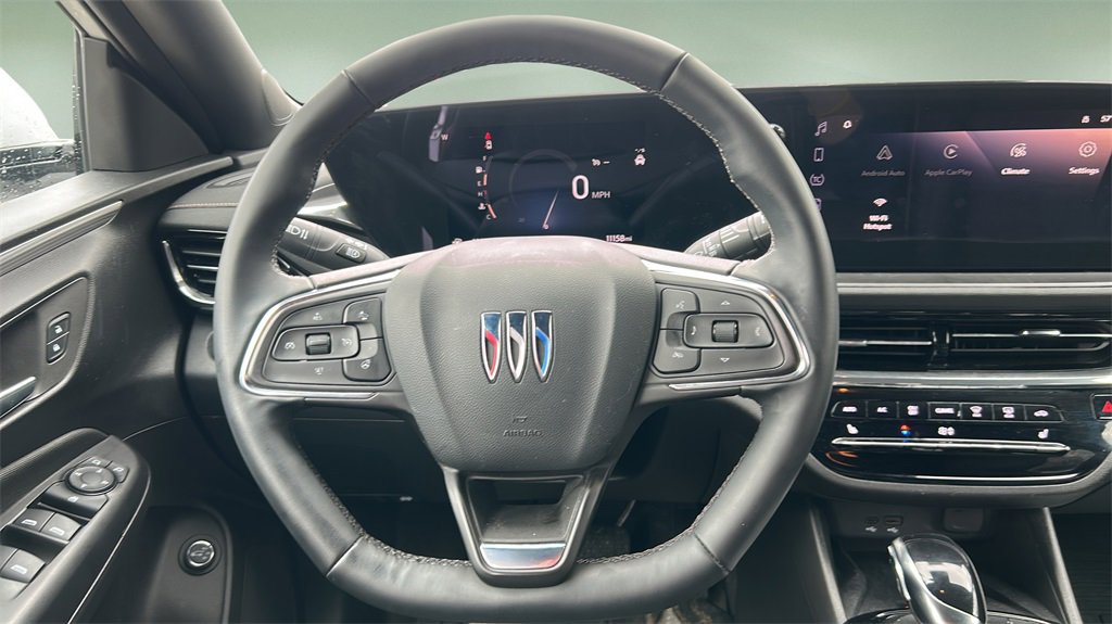 Used 2025 Buick Envista Avenir image 14