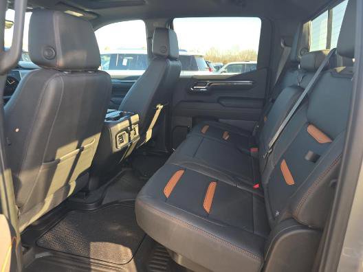 Used 2023 GMC Sierra 1500 AT4 w/ AT4 Premium Package image 7