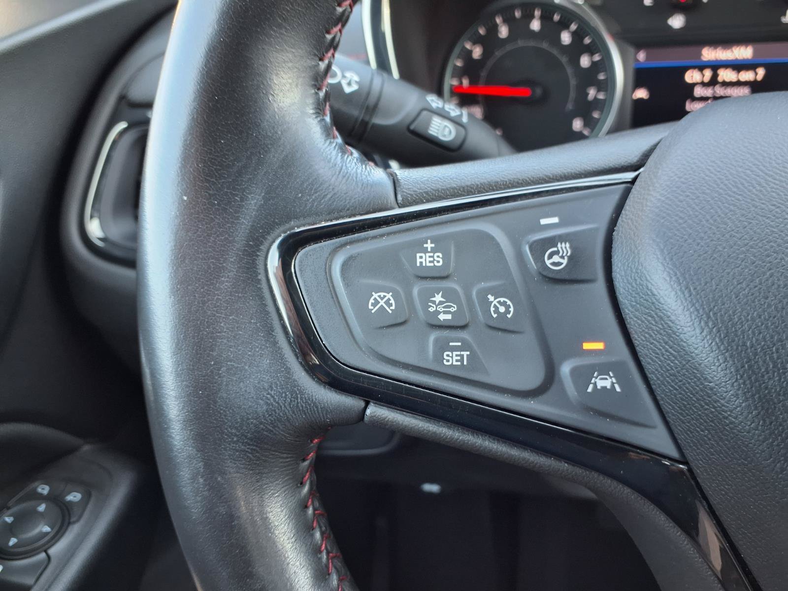 Used 2022 Chevrolet Equinox RS w/ RS Leather Package FWD image 13