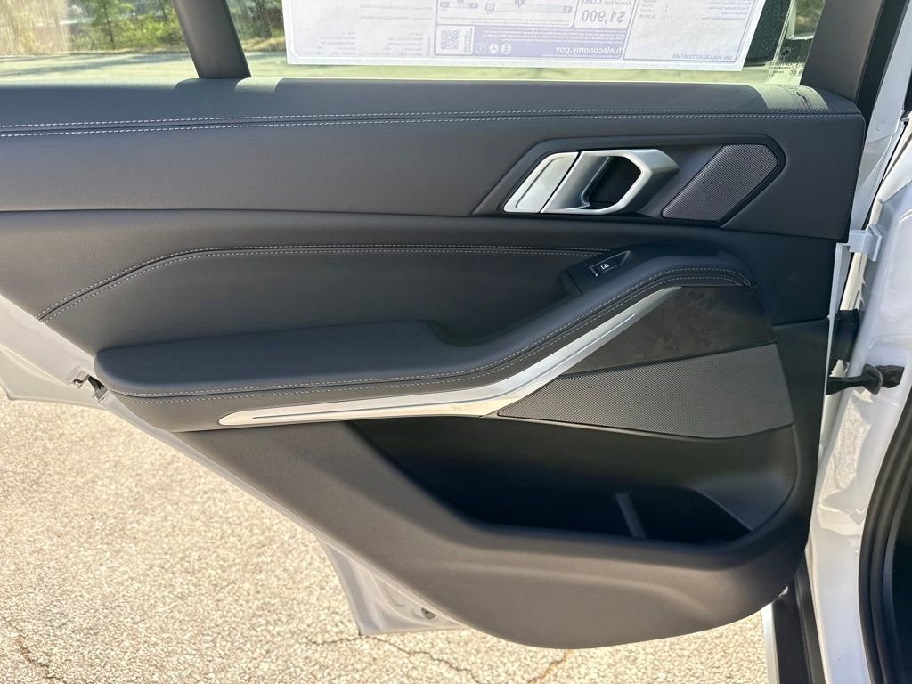 New 2026 BMW X5 xDrive50e image 22