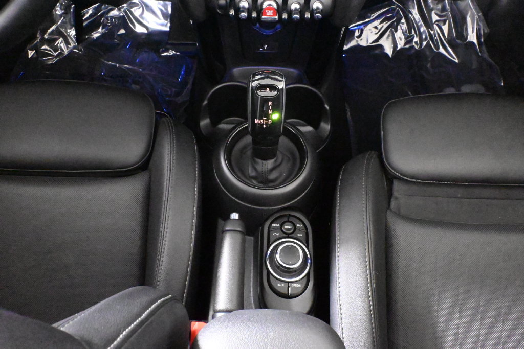 Certified 2024 MINI Cooper S FWD image 31