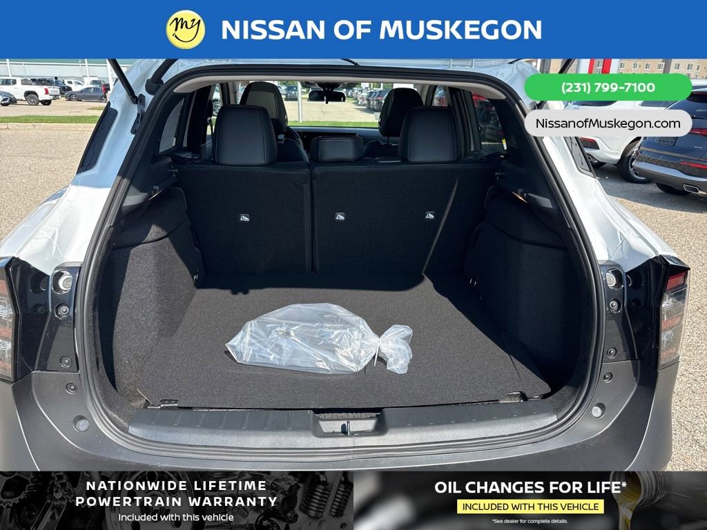 New 2025 Nissan Kicks SR w/ SR Premium Package image 26