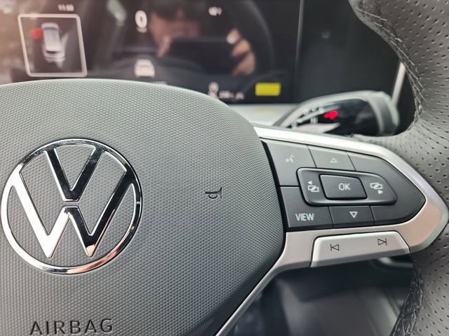 New 2026 Volkswagen Tiguan SE R-Line image 12