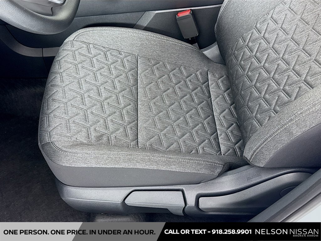 New 2026 Nissan Kicks SV w/ SV Premium Package FWD image 18