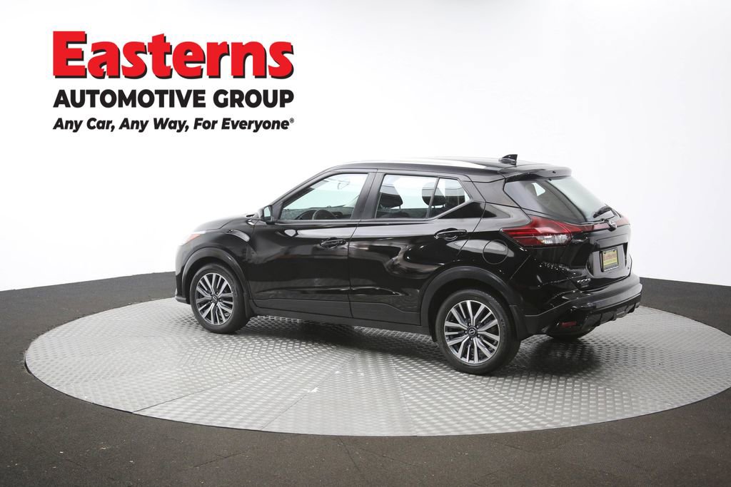 Used 2023 Nissan Kicks SV FWD image 61