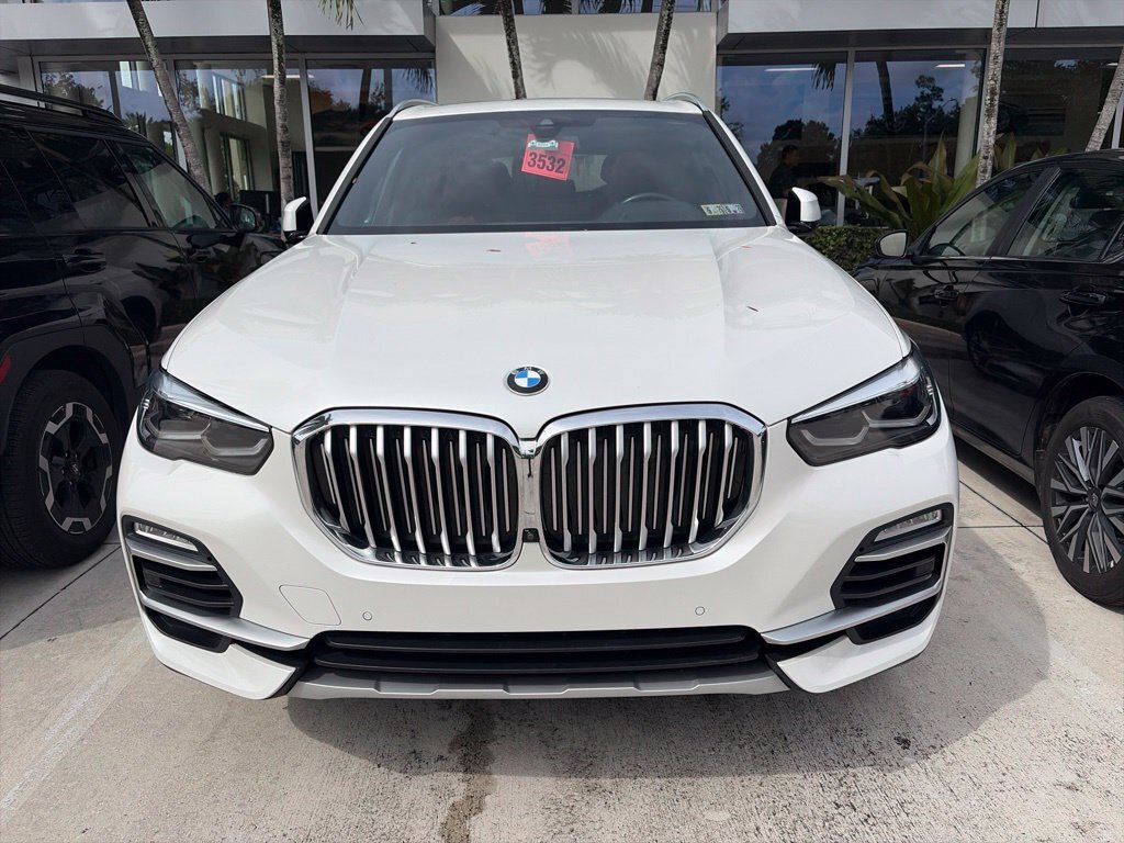 Used 2021 BMW X5 xDrive40i w/ Premium Package 3 AWD/4WD image 8