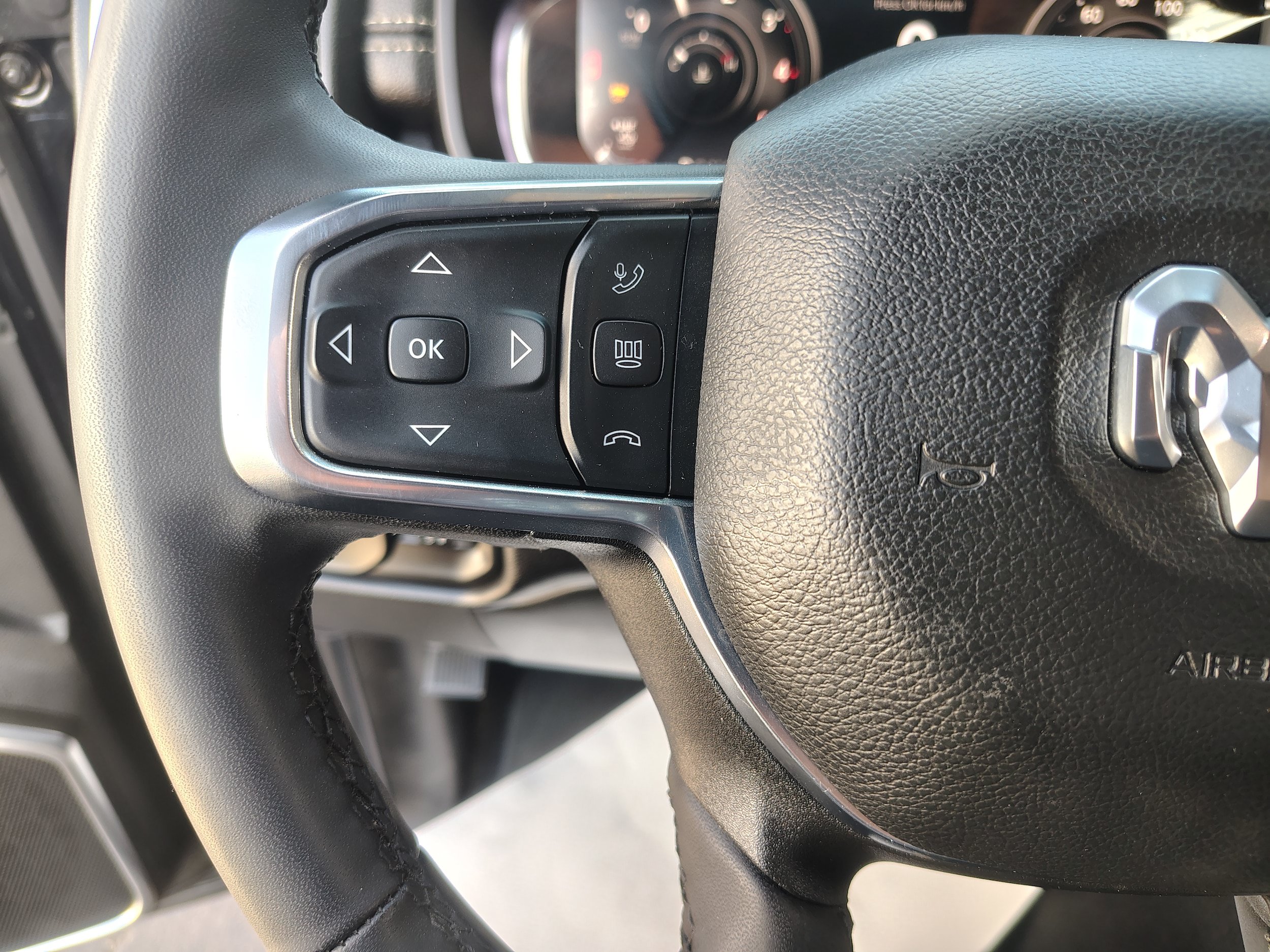 Certified 2026 RAM 2500 Laramie AWD/4WD image 31