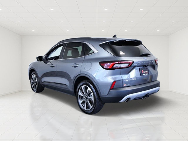 Certified 2023 Ford Escape Platinum w/ Premium Technology Package AWD/4WD image 4