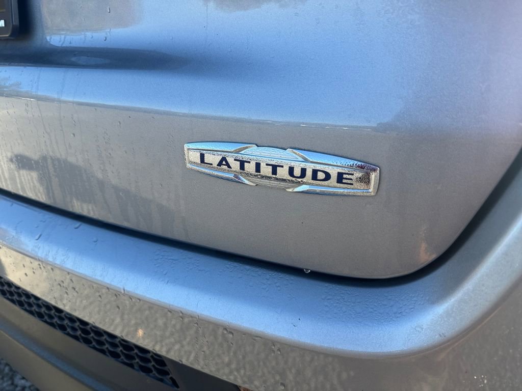 Certified 2024 Jeep Compass Latitude image 16